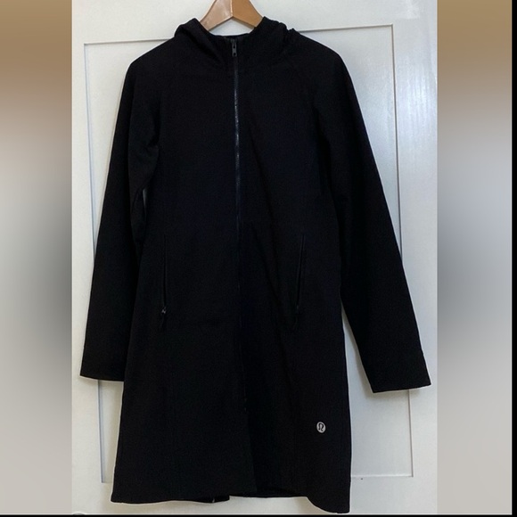 ULULEMON ATHLETICA Black APRES YOGA SOFT-SHELL RAIN JACKET Size 6⭐️⭐️⭐️⭐️ - Picture 3 of 15